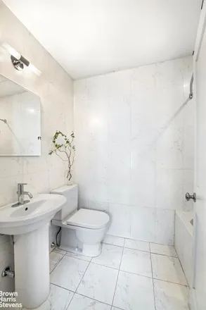 Image 4 - 555 LENOX AVENUE PHC in Central Harlem - Apartment for sale