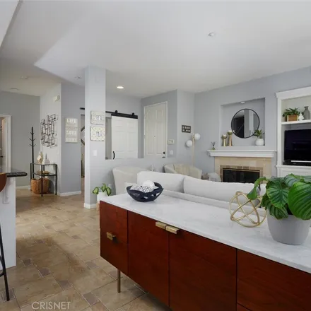 Image 7 - 26699 The Old Road, Los Angeles County, CA 91381, USA - Townhouse for sale