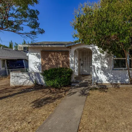 Buy this 2 bed house on 1415 Duncan Avenue in Red Bluff, CA 96080
