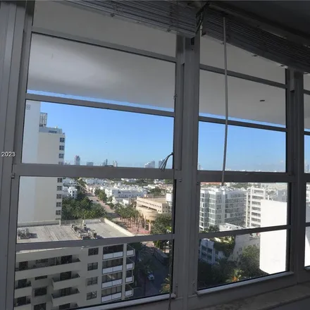 Image 7 - The Ritz-Carlton, South Beach, 1 Lincoln Road, Miami Beach, FL 33139, USA - Apartment for rent