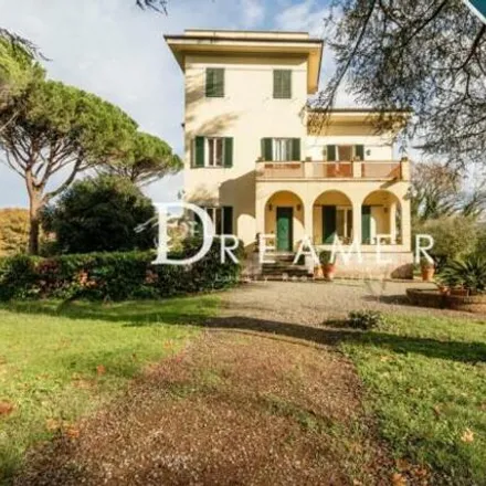 Image 4 - Via dei Bicchi, 55014 Lucca LU, Italy - House for sale
