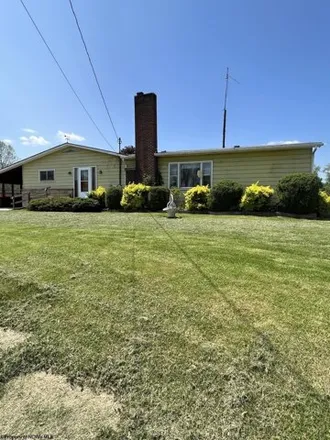 Buy this 5 bed house on 132 A Street in Montrose, Randolph County