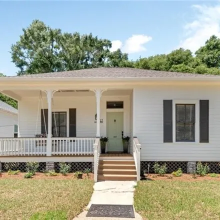 Buy this 2 bed house on 127 Hyland Avenue in Mobile, AL 36607