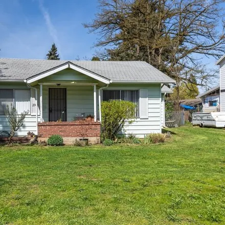 Buy this 2 bed house on 2300 East 26th Street in Vancouver, WA 98661