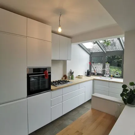 Rent this 4 bed apartment on Avenue Louis Deprets - Louis Depretslaan 50 in 7700 Mouscron, Belgium