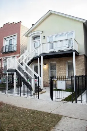 Rent this 2 bed house on 2315 West Ohio Street in Chicago, IL 60622