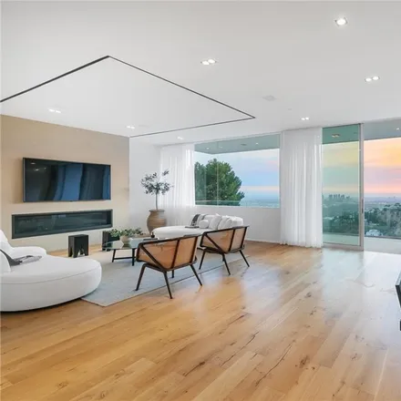 Image 2 - 1853 Sunset Plaza Drive, Los Angeles, CA 90069, USA - House for sale