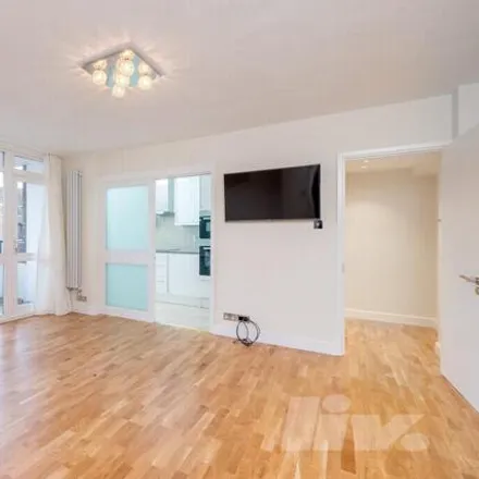 Buy this 1 bed apartment on Stuart Tower in 105 Maida Vale, London