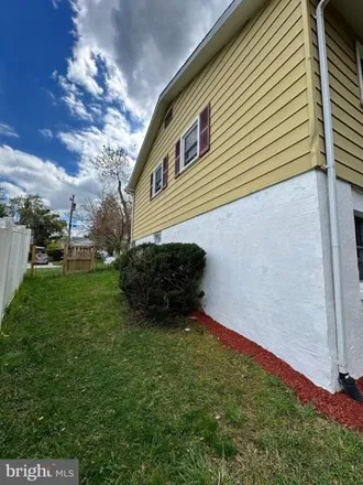 Image 8 - 1042 Welsh Drive, Rockville, MD 20852, USA - House for sale