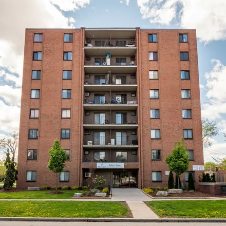 Rent this 2 bed apartment on University Avenue West in Windsor, ON N9B 1C3