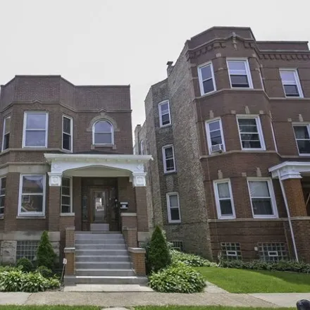 Rent this 2 bed house on 2231 West Walton Street in Chicago, IL 60622