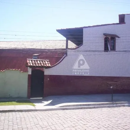 Buy this 3 bed house on Rua das Arraias in Cajueiro, Cabo Frio - RJ