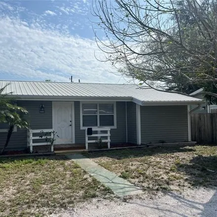 Rent this 3 bed house on 4116 6th Avenue North in Saint Petersburg, FL 33713
