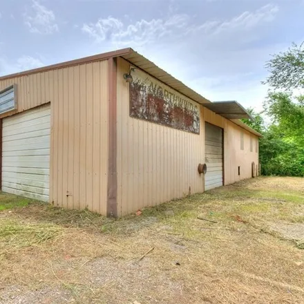 Image 3 - 7458 Duffy Road, Slaughterville, Cleveland County, OK 73051, USA - House for sale