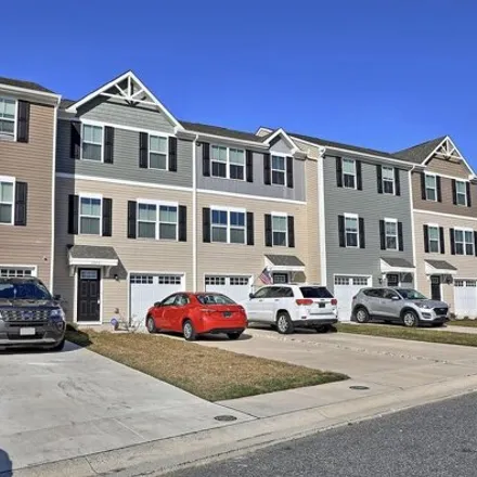 Rent this 3 bed townhouse on 17645 Fieldstone Avenue in Milford, DE 19963