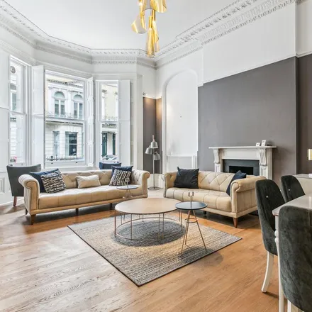 Rent this 2 bed apartment on 21 De Vere Gardens in London, W8 5AD