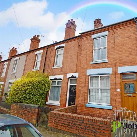 Rent this 2 bed townhouse on Earlsdon Primary School in Earlsdon Avenue North, Coventry