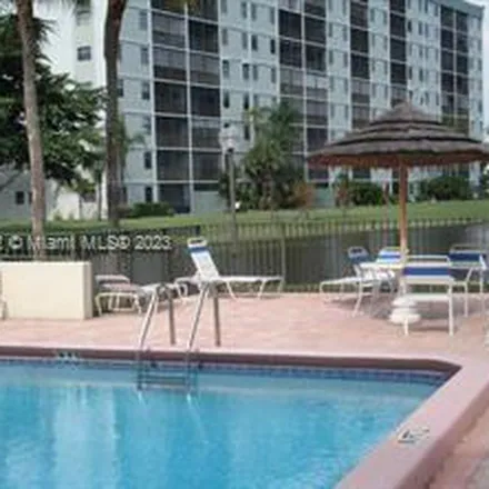 Image 5 - 2297 South Cypress Bend Drive, Pompano Beach, FL 33069, USA - Apartment for rent
