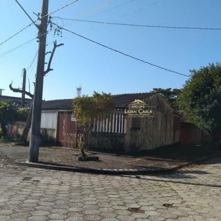 Buy this 2 bed house on Rua Presidente Juscelino Kubitscheck in Itapoan, Mongaguá - SP
