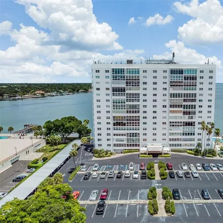 Image 2 - 7200 Sunshine Skyway Lane South, Saint Petersburg, FL 33711, USA - Condo for sale