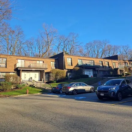 Rent this 2 bed apartment on 424 Carpenter Avenue in City of Newburgh, NY 12550