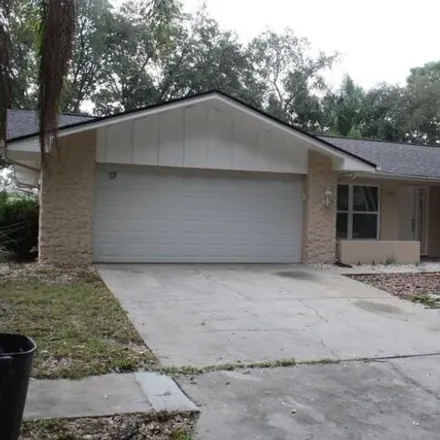 Rent this 3 bed house on 1404 Silver Oak Drive in Tarpon Springs, FL 34689