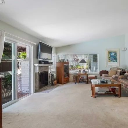 Image 9 - 2381 Hercules Dr, Los Angeles, California, 90046 - House for sale