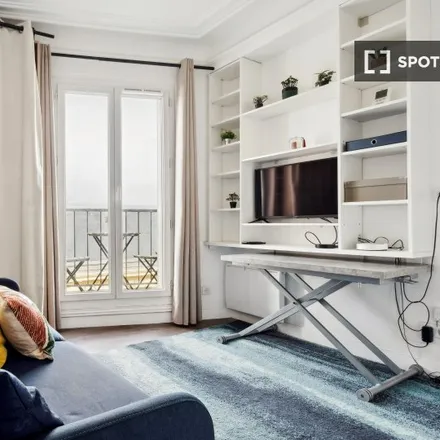 Rent this studio apartment on AXA in Rue Monge, 75005 Paris