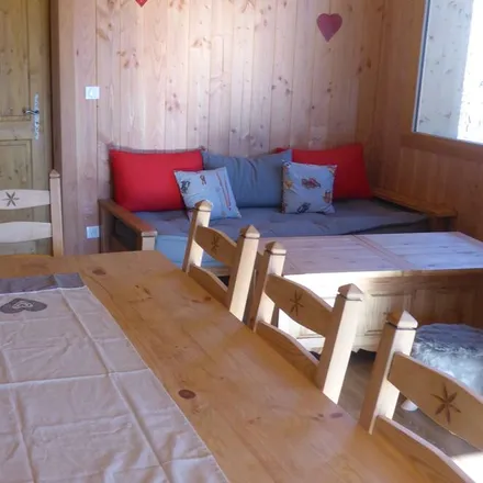 Rent this 3 bed house on 73300 Fontcouverte-la-Toussuire