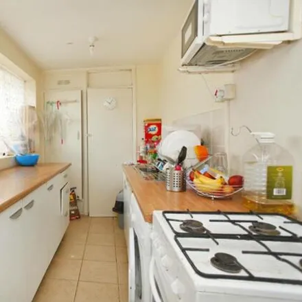 Image 3 - Granville Point, Nant Road, London, NW2 2AT, United Kingdom - Apartment for sale