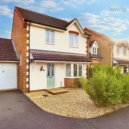 Buy this 3 bed house on The Brambles in Middle Rasen, LN8 3NS