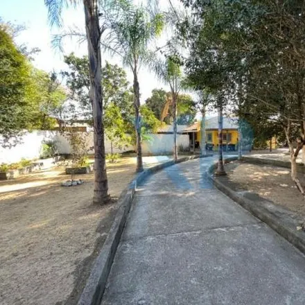 Buy this 4 bed house on unnamed road in Divinópolis - MG, 35500-403