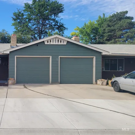 Buy this 6 bed duplex on 775 South Cole Road in Boise, ID 83709