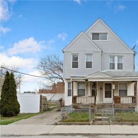 Buy this 4 bed house on 1680 West 77th Street in Cleveland, OH 44102