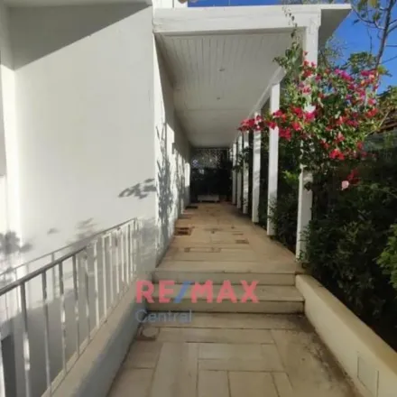 Rent this 2 bed apartment on Γυμνάσιο - Ενιαίο Λύκειο Ελληνογαλλικής Σχολής Ουρσουλινών in Ψυχάρη 10, Neo Psychiko