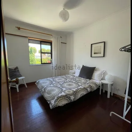 Rent this 5 bed apartment on Rua Doutor Manuel de Arriaga 26 in Carcavelos e Parede, Portugal