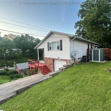 Image 2 - 5318 Chestnut Ave, South Charleston, West Virginia, 25309 - House for sale