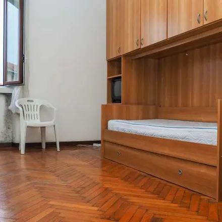 Rent this 3 bed apartment on Viale Lucania in 20139 Milan MI, Italy