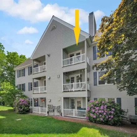 Buy this 2 bed condo on Eastern Avenue in Manchester, NH 03104