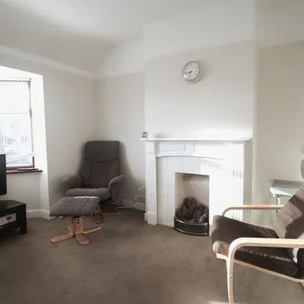 Image 7 - Garston Crescent, Garston, WD25 0LD, United Kingdom - Apartment for rent
