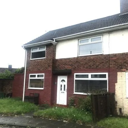 Rent this 2 bed duplex on Rettendon Close in Stockton-on-Tees, TS19 9HL