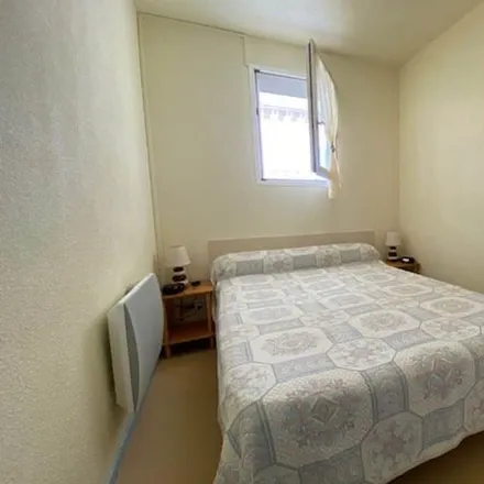 Rent this 1 bed apartment on Vaux sur Mer in Rue de Verdun, 17640 Vaux-sur-Mer