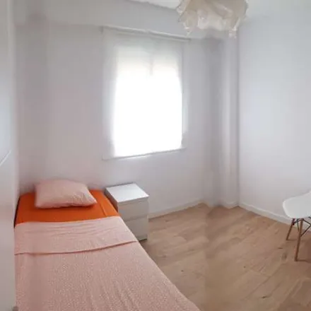 Rent this 3 bed apartment on Carrer de Lo Rat Penat in 18, 46023 Valencia