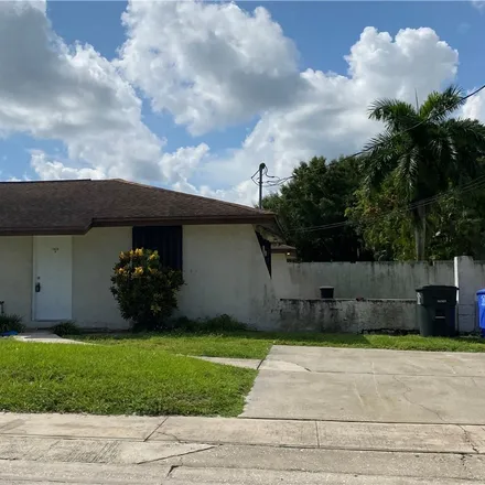 Rent this 2 bed duplex on 1910 High Street in Fort Myers, FL 33916