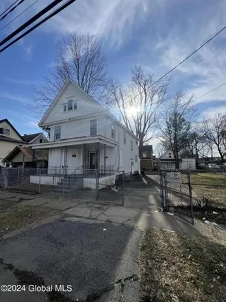 Buy this 1studio house on 1626 Becker Street in City of Schenectady, NY 12304
