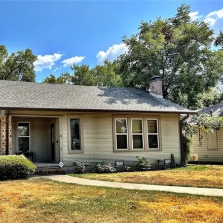 Buy this 3 bed house on North 25th Street in Corsicana, TX 75110