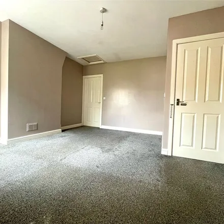 Image 1 - Chester Road West, Shotton, CH5 1QA, United Kingdom - Apartment for rent