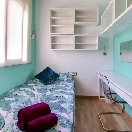 Rent this 3 bed apartment on Gran Via de les Corts Catalanes (lateral mar) in 967, 08018 Barcelona