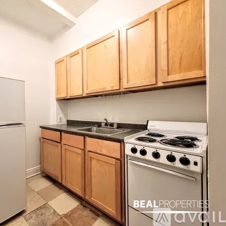 Rent this 1 bed apartment on 536 W Arlington Pl