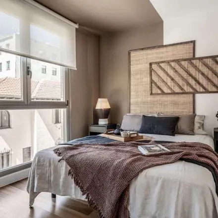 Rent this 2 bed apartment on Calle del Conde de Peñalver in 68, 28006 Madrid